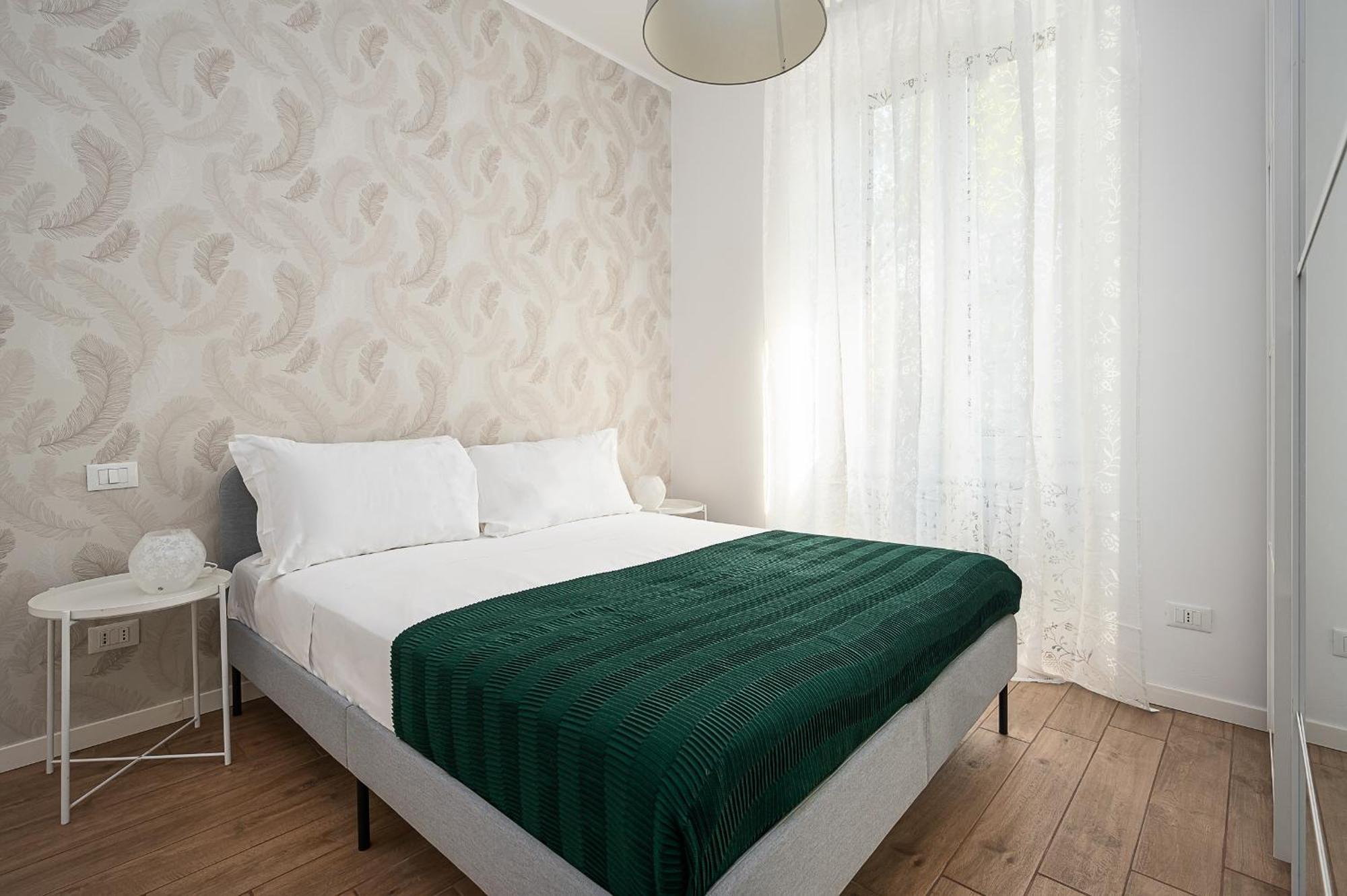 Classbnb - Apartment With Balcony Near The City Center Milaan Buitenkant foto